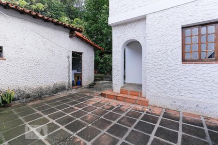 Casa à venda com 731m², 4 quartos e 7 vagasQuintal
