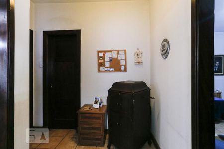 Casa à venda com 731m², 4 quartos e 7 vagasCorredor