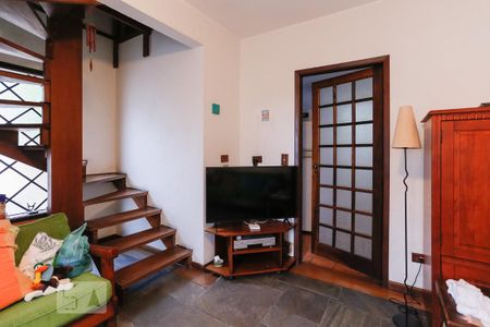 Casa à venda com 731m², 4 quartos e 7 vagasSala Edícula