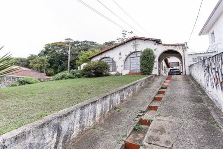 Casa à venda com 731m², 4 quartos e 7 vagasFachada