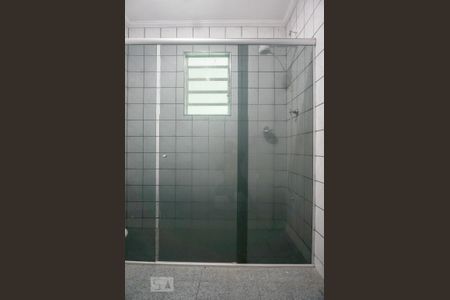 Casa para alugar com 280m², 3 quartos e 8 vagasBanheiro