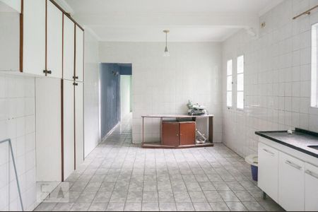 Casa para alugar com 280m², 3 quartos e 8 vagasCozinha