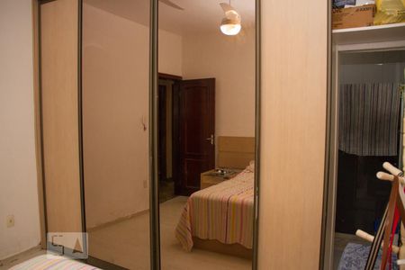 Suite de casa para alugar com 2 quartos, 240m² em Vila Valqueire, Rio de Janeiro