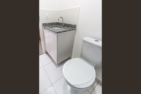 Studio para alugar com 24m², 1 quarto e sem vaga Studio para alugar com 24m², 1 quarto e sem vagaBanheiro