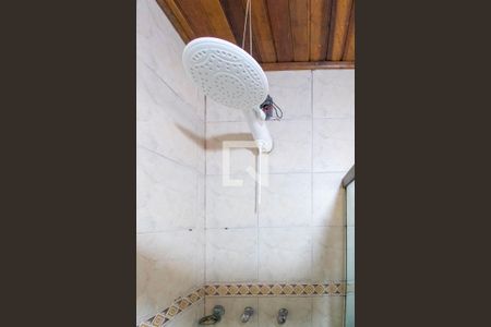 Casa à venda com 250m², 4 quartos e 2 vagasBanheiro