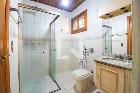 Casa à venda com 250m², 4 quartos e 2 vagasBanheiro