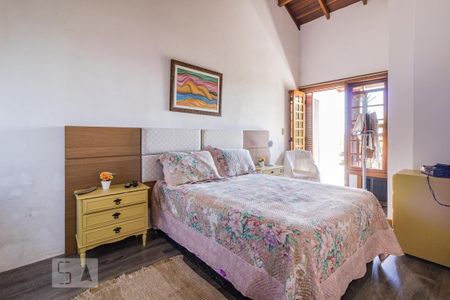 Casa à venda com 250m², 4 quartos e 2 vagasDormitório2