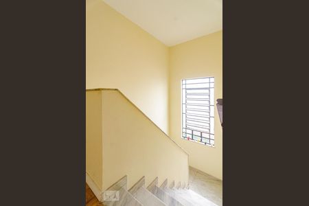 Casa à venda com 150m², 3 quartos e 2 vagas Casa à venda com 150m², 3 quartos e 2 vagasCorredor