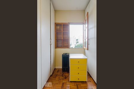 Casa à venda com 150m², 3 quartos e 2 vagas Casa à venda com 150m², 3 quartos e 2 vagasQuarto 3