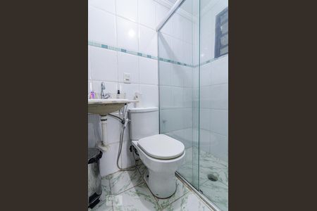 Casa à venda com 150m², 3 quartos e 2 vagas Casa à venda com 150m², 3 quartos e 2 vagasBanheiro de serviço