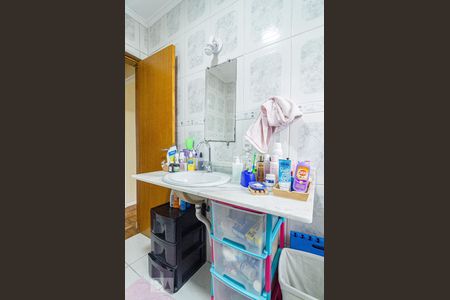 Casa à venda com 150m², 3 quartos e 2 vagas Casa à venda com 150m², 3 quartos e 2 vagasBanheiro