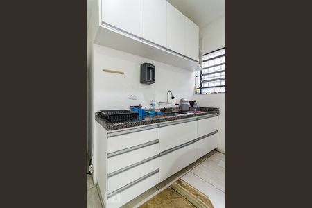 Casa à venda com 150m², 3 quartos e 2 vagas Casa à venda com 150m², 3 quartos e 2 vagasCozinha