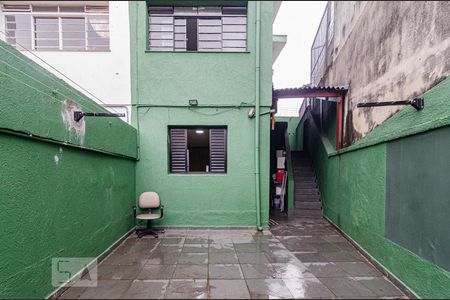 Casa à venda com 150m², 3 quartos e 2 vagas Casa à venda com 150m², 3 quartos e 2 vagasQuintal