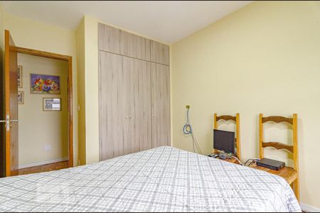 Casa à venda com 150m², 3 quartos e 2 vagas Casa à venda com 150m², 3 quartos e 2 vagasQuarto 2