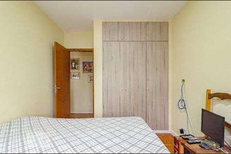 Casa à venda com 150m², 3 quartos e 2 vagas Casa à venda com 150m², 3 quartos e 2 vagasQuarto 2