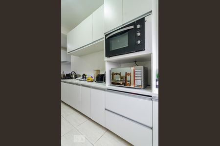 Casa à venda com 150m², 3 quartos e 2 vagas Casa à venda com 150m², 3 quartos e 2 vagasCozinha