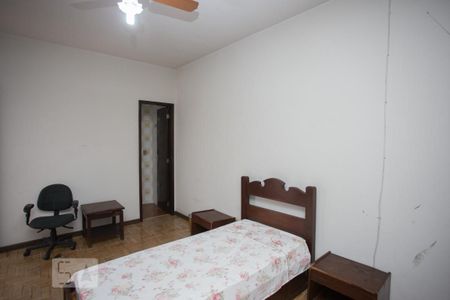 Casa à venda com 210m², 5 quartos e 7 vagasQuarto 1 Suíte