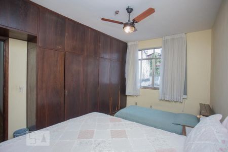 Casa à venda com 210m², 5 quartos e 7 vagasQuarto 2
