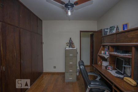 Casa à venda com 210m², 5 quartos e 7 vagasQuarto 4