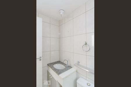 Apartamento à venda com 75m², 3 quartos e 1 vaga Apartamento à venda com 75m², 3 quartos e 1 vagaBanheiro da suíte