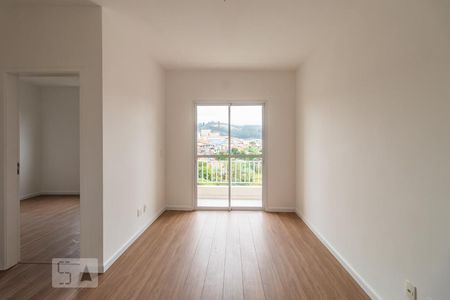 Sala de apartamento para alugar com 2 quartos, 57m² em Chácaras Maria Inês, Barueri