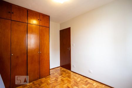 Apartamento à venda com 97m², 3 quartos e 2 vagasQuarto 2