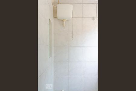 Banheiro de casa para alugar com 1 quarto, 38m² em Jardim do Tiro, São Paulo