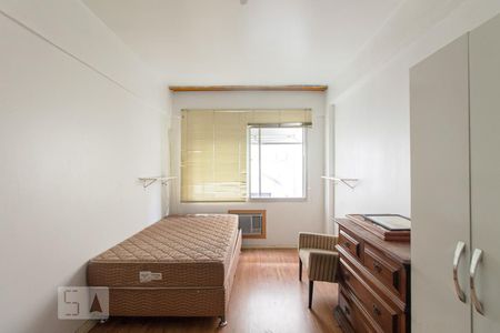 Quarto de apartamento para alugar com 1 quarto, 40m² em Floresta, Porto Alegre