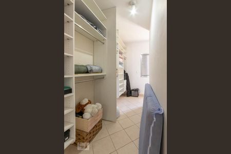 Casa à venda com 150m², 3 quartos e 1 vagaCloset quarto 1