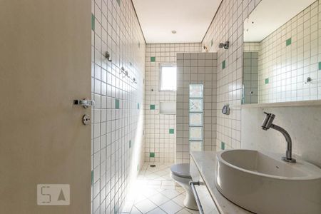 Casa à venda com 150m², 3 quartos e 1 vagaBanheiro