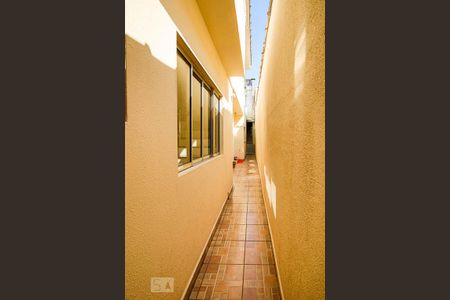 Casa à venda com 150m², 3 quartos e 1 vagaCorredor externo