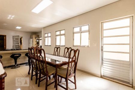 Casa à venda com 150m², 3 quartos e 1 vagaCopa