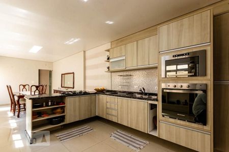 Casa à venda com 150m², 3 quartos e 1 vagaCozinha