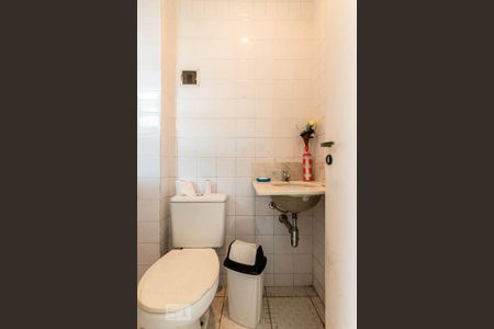 Casa à venda com 150m², 3 quartos e 1 vagaBanheiro de serviço