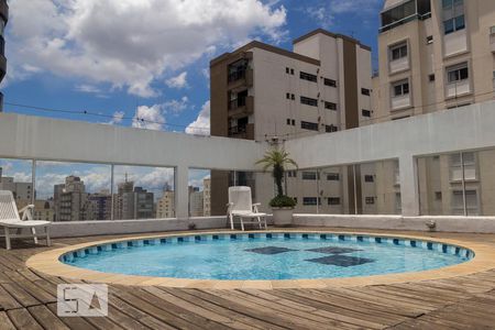 Apartamento à venda com 42m², 1 quarto e 1 vaga Apartamento à venda com 42m², 1 quarto e 1 vagaÁrea comum - Piscina