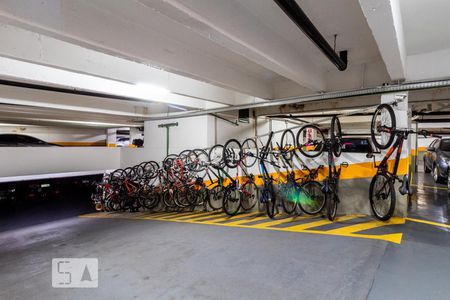 Apartamento à venda com 42m², 1 quarto e 1 vaga Apartamento à venda com 42m², 1 quarto e 1 vagaGaragem