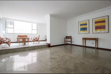 Apartamento à venda com 42m², 1 quarto e 1 vaga Apartamento à venda com 42m², 1 quarto e 1 vagaÁrea comum - Salão de festas