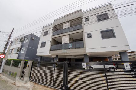 Apartamento para alugar com 80m², 2 quartos e 1 vaga Apartamento para alugar com 80m², 2 quartos e 1 vagaFachada