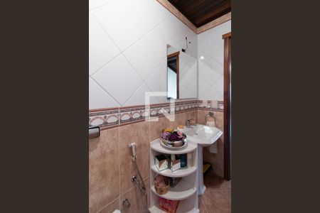 Casa para alugar com 454m², 3 quartos e 3 vagasBanheiro