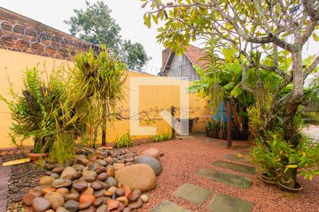 Casa para alugar com 454m², 3 quartos e 3 vagasQuintal