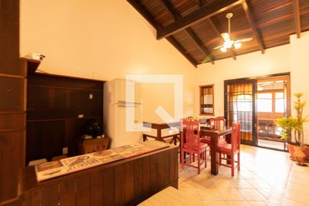 Sala de casa para alugar com 3 quartos, 454m² em Cristal, Porto Alegre