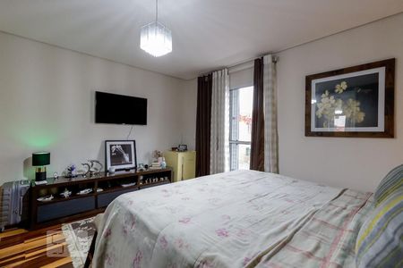 Casa à venda com 240m², 3 quartos e 3 vagasSuíte 1