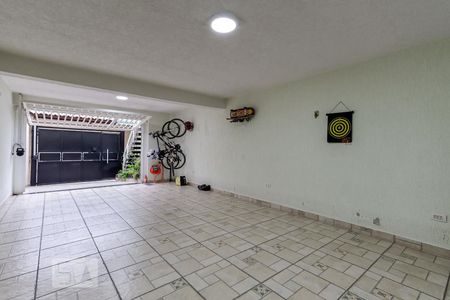 Casa à venda com 240m², 3 quartos e 3 vagasGaragem