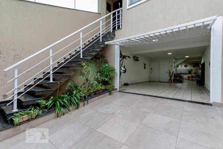 Casa à venda com 240m², 3 quartos e 3 vagasGaragem