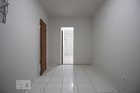Quarto de casa para alugar com 1 quarto, 45m² em Conjunto Residencial José Bonifácio, São Paulo