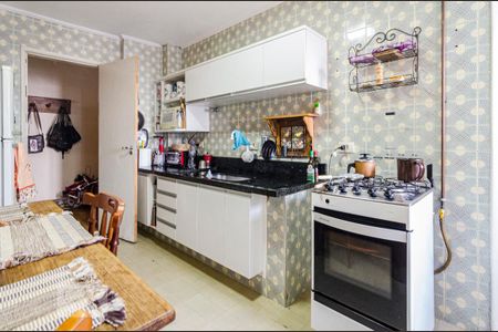 Apartamento à venda com 133m², 4 quartos e 1 vagaCozinha