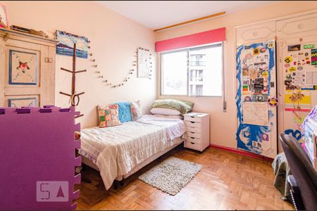 Apartamento à venda com 133m², 4 quartos e 1 vagaQuarto 2