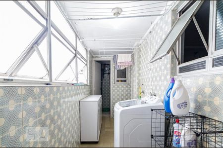 Apartamento à venda com 133m², 4 quartos e 1 vagaÁrea de serviço