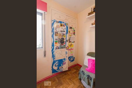 Apartamento à venda com 133m², 4 quartos e 1 vagaQuarto 2