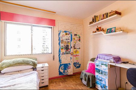 Apartamento à venda com 133m², 4 quartos e 1 vagaQuarto 2